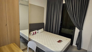 Yolo Suites Bandar Sunway (2 mins walk to The One Academy) 1