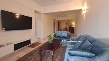 Newly Tastefully Renovated Corner Unit very close to Guard House 1