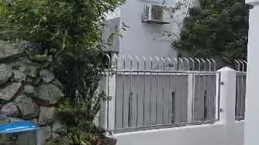 Interior design renovation comes with partial furnished, Move In Cond. 1