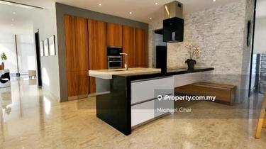 Semi-D Conner house for Sale 1