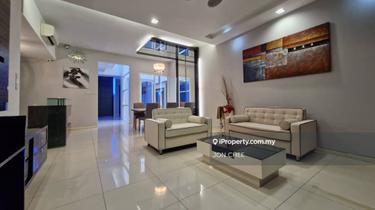 Amelia Garden Home- Decent & Refurbished! 1