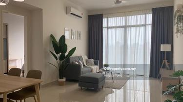 Highly Demand Balcony unit in Park Sky for Rent  1
