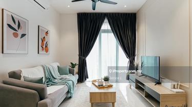 Walk Distance to MRT / Freehold / Gov Subsidy 100k 1