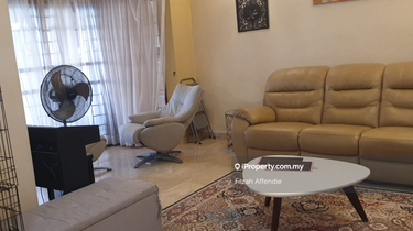 Spacious Intermediate 2 Storey Link in Bukit Jelutong 1
