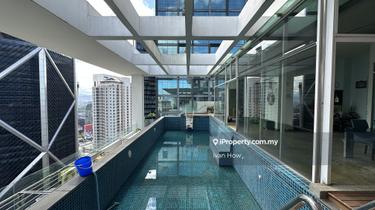 Penthouse with pool 1