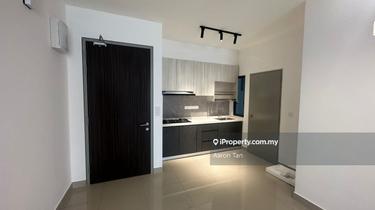 Walking Distance to MRT Station! Ready to Move In! 1