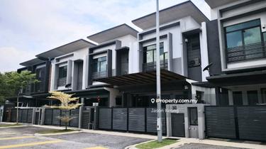 High Ceiling, 24x70 Freehold, Gated Guarded, Good Security 1