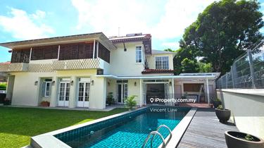 2 storey Newly renovated Semi-D with swimming pool 1