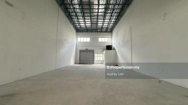 1.5 Storey Link Factory for Rent At Balakong  1