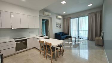 High floor wth balcony. KLCC view. short walk to LRT & Mid Valley Mall 1