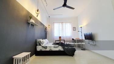 Cheap Nice Master room unit at The Hamilton Wangsa Maju  1