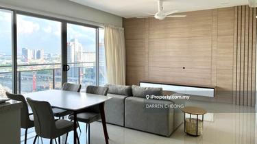 Big balcony with lake view, fully furnished with build in wardrobe  1