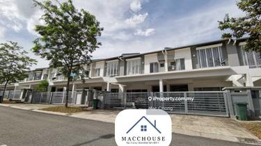 Freehold Brand New Gated & Guarded 24/7 Security Peaceful Environment 1