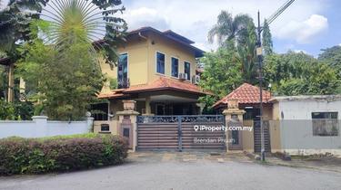 2 Storey Detached House with a Swimming Pool 1