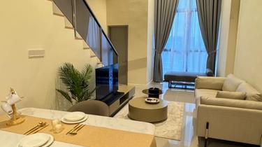 Rent Duplex loft with excellent natural lighting 1