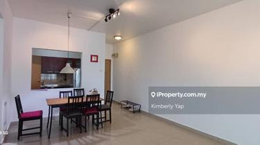 A Very well-kept unit for sale @ Royal Damain Sri Putramas 2 1