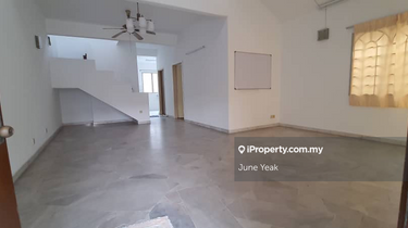 Usj 3 (24x65 sqft) 1.5 Storey House Gated Guarded Good Condition 1