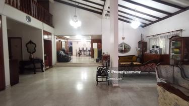 2.5 Storey Bungalow in Guarded street For Sale  1