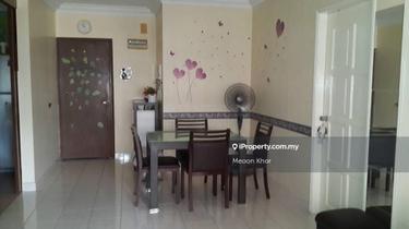 Good condition, Well Maintened, Block D, Facing Pool 1