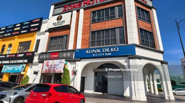 Eco Esplanad Corner Lot Shoplot Bandar Puncak Alam For Rent 1