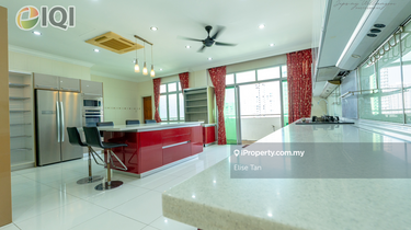 1 unit per floor with privacy and stunning seaview 1