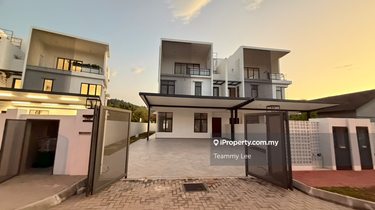 Newly Completed 3-Storey Semi-D in Taman Ikhlas, Bandar Sungai Long 1