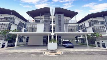 Semi D with Lift & Private Pool Augusta Residence Presint 12 Putrajaya 1