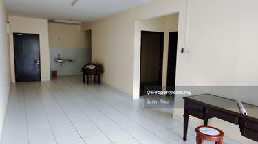 Pool view Amara residence Batu Caves Gombak Selayang  near KTM MRT KL  1