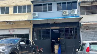 1.5 Storey Factory For Rent 1