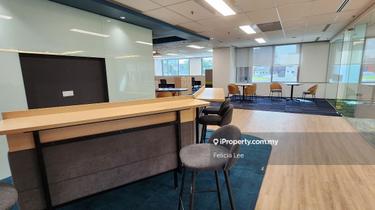 Newly Refurbished Office Suite To Let 1