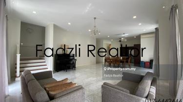 Beautiful well maintained semi-detached house 1
