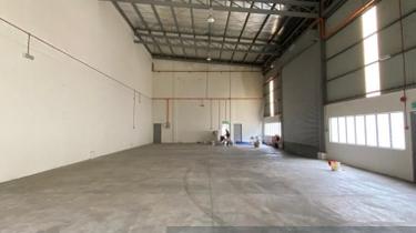 Semi-D factory for Rent 1