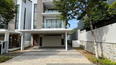 Brand New 3 Storey Semi-D House at Ampang 1
