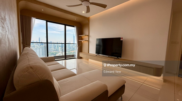 Subtle luxury 4 bedroom in town 1
