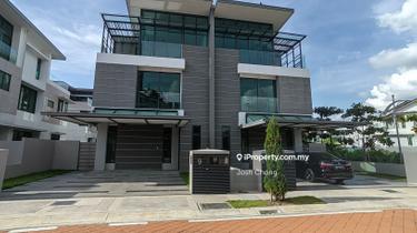Semi-D house for Sale 1