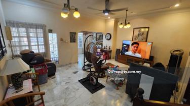 Well kept. Only asking rm1.75mil! value for money 1