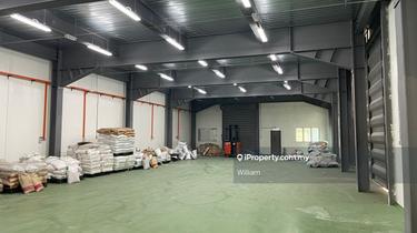 Renovated Semi-D double storey factory at Hi-Tech 3 Semenyih for rent 1