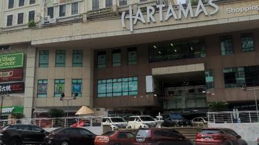 3 storey Shoplot/office  1
