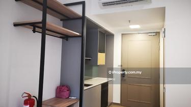 Mossaz @ Empire City - Damansara Partly Furnished For Rent 1