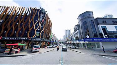 3 Storey Intermediate Shop for Sale 1