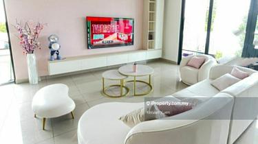 Twentyfive 7 Rimbayu, Fully Furnished & Renovated Corner Lot for rent 1