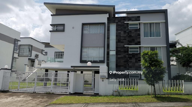 Bungalow house at Horizon Hills/ Johor Bahru 1