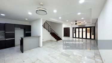 3 Storey Superlink @ Taman Esplanad,Phase 2,Andy Lau That Side 1