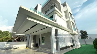 3.5 Storey Semi-D,Land Area 53 x 100,Brand New Unit 1