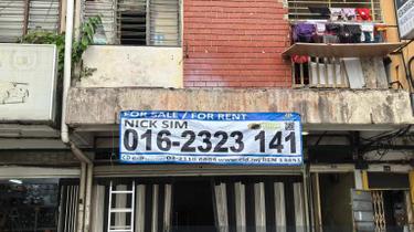 Jalan Reko sentral bandar kajang Facing mainroad ground floor shop 1