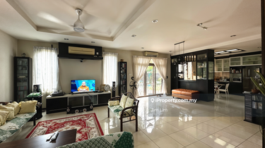 Corner Double storey linked Bungalow home with Attic @Lake Pine Villa 1