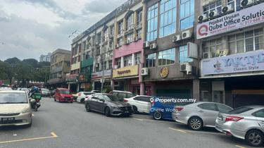 Bandar puchong jaya furnished office room near LRT 1