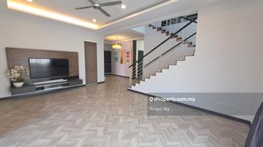 Good Condition 2 Sty Bungalow  1