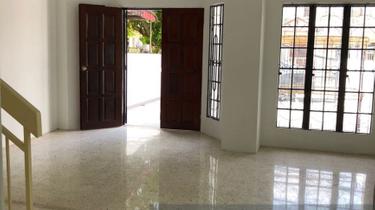 2 Storey house for rent opposite Sunway Pyramid 1
