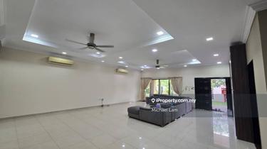 Nice Renovated Bungalow with swimming pool for Sale 1
